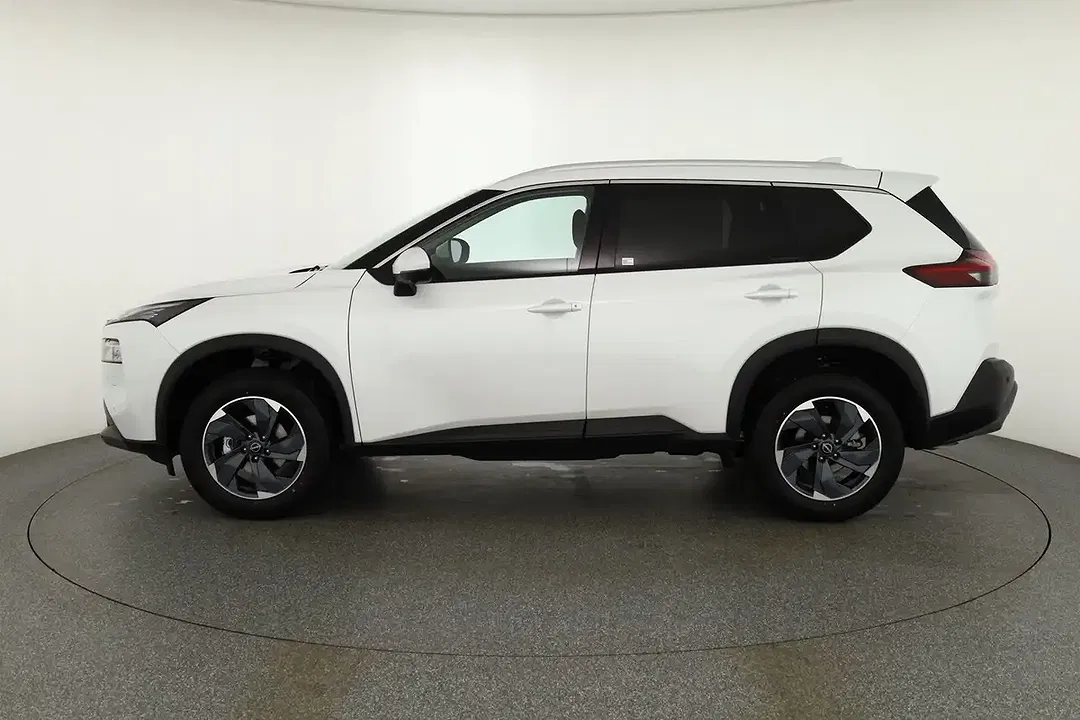 Nissan X-Trail - Thumbnail 2