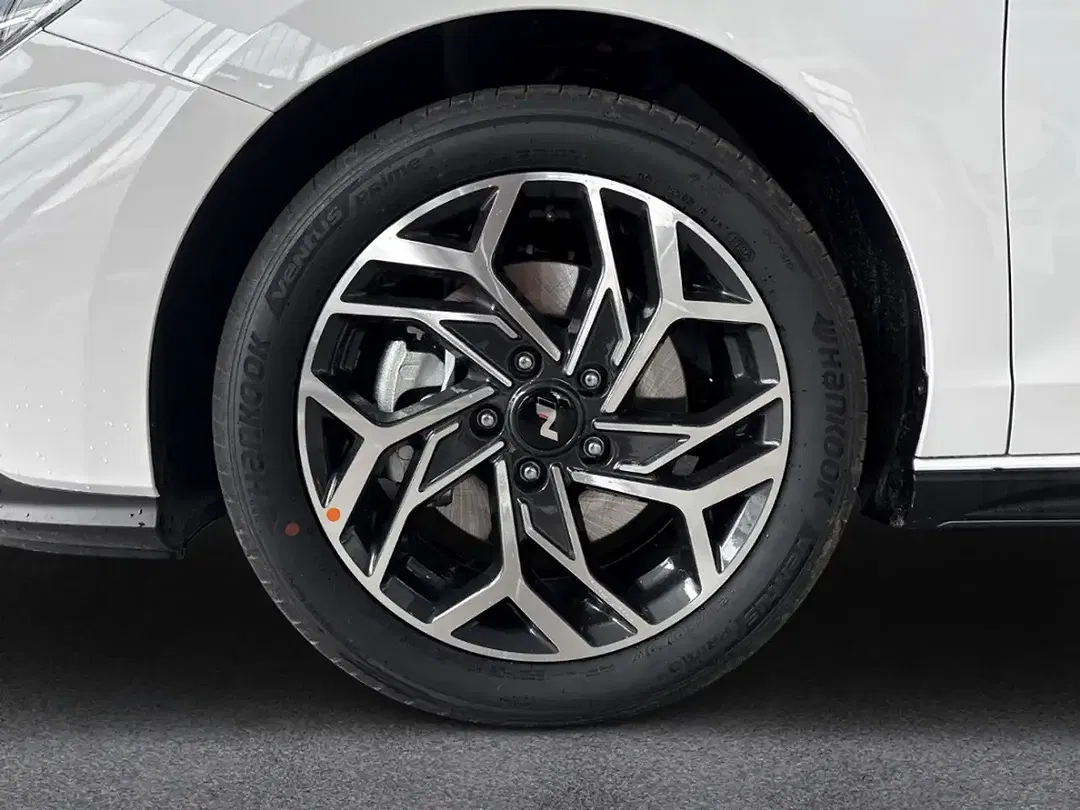 Hyundai i30 - Thumbnail 11