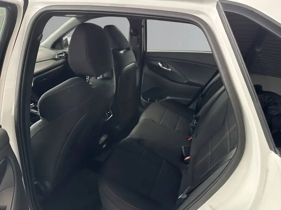 Hyundai i30 - Thumbnail 14