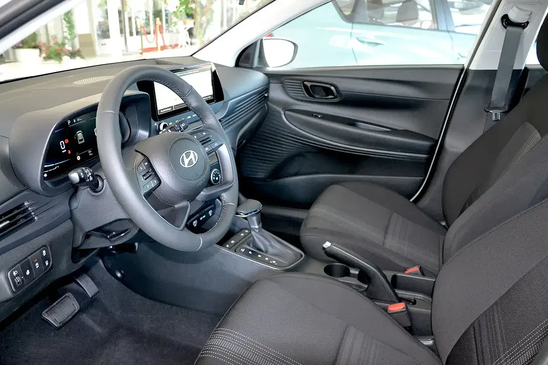Hyundai i20 - Thumbnail 10