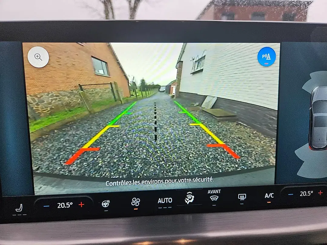 Ford Focus - Thumbnail 5