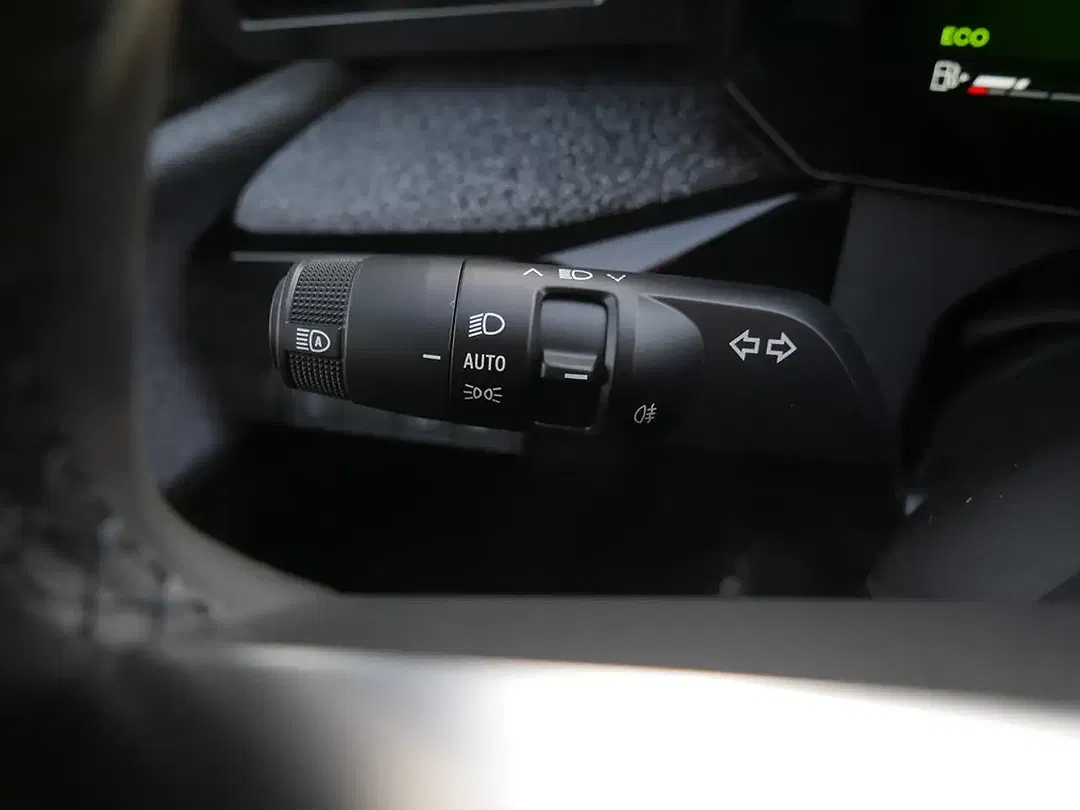Renault Clio - Thumbnail 15