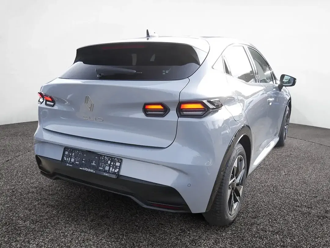 Renault Clio - Thumbnail 4