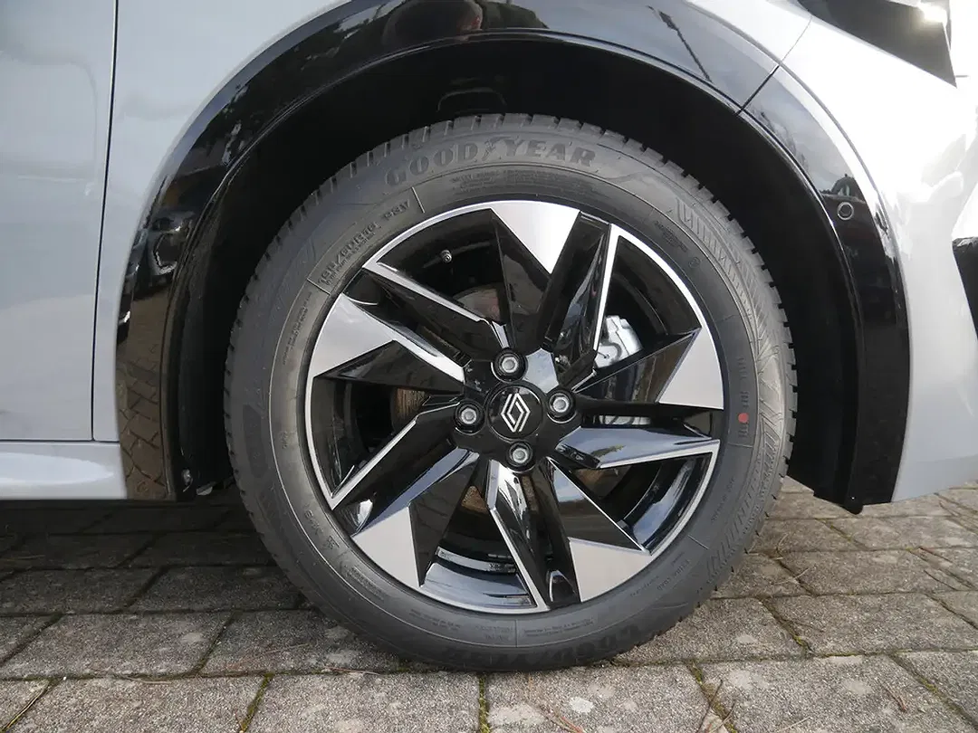 Renault Clio - Thumbnail 6