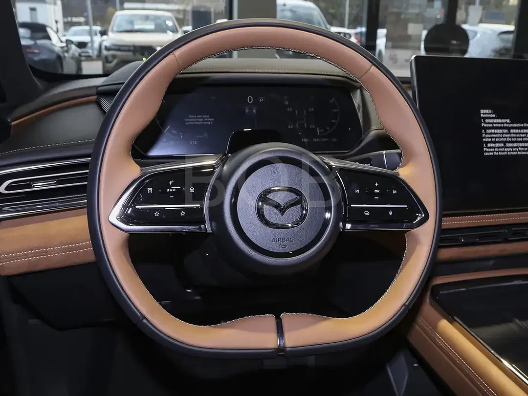 Mazda 6e - Thumbnail 15