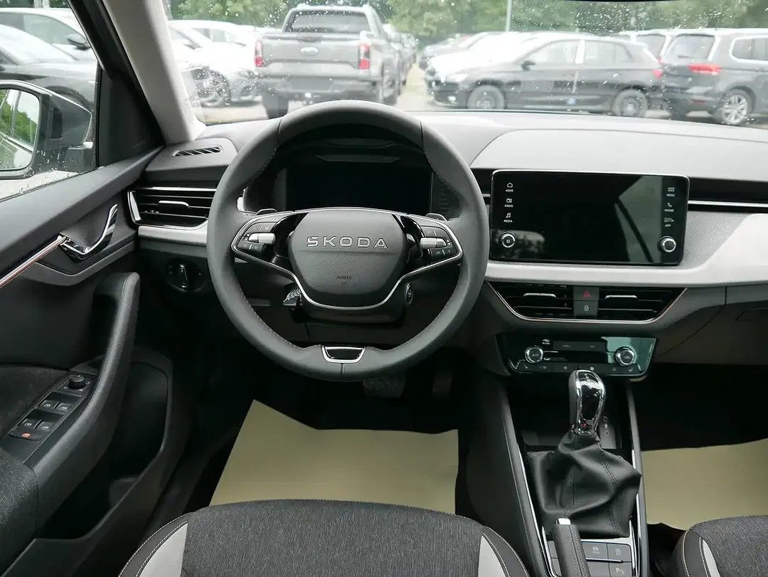 Skoda Kamiq - Thumbnail 11