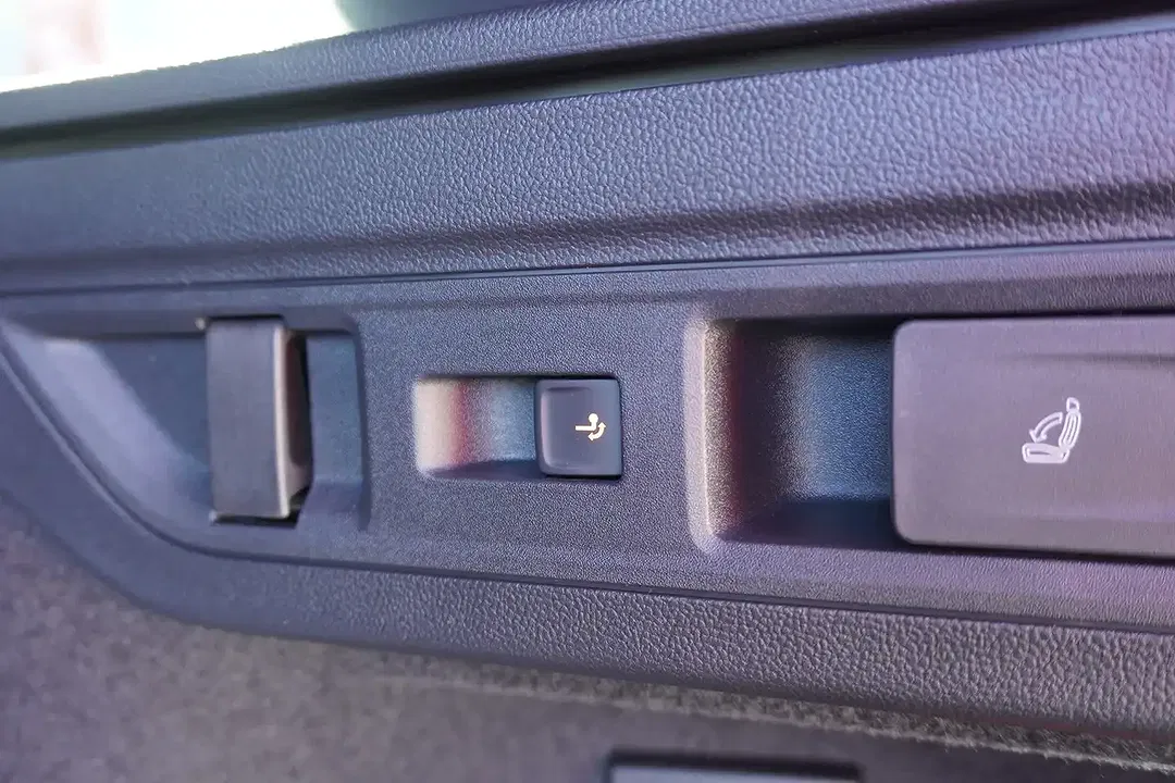 Volkswagen Passat Variant - Thumbnail 4