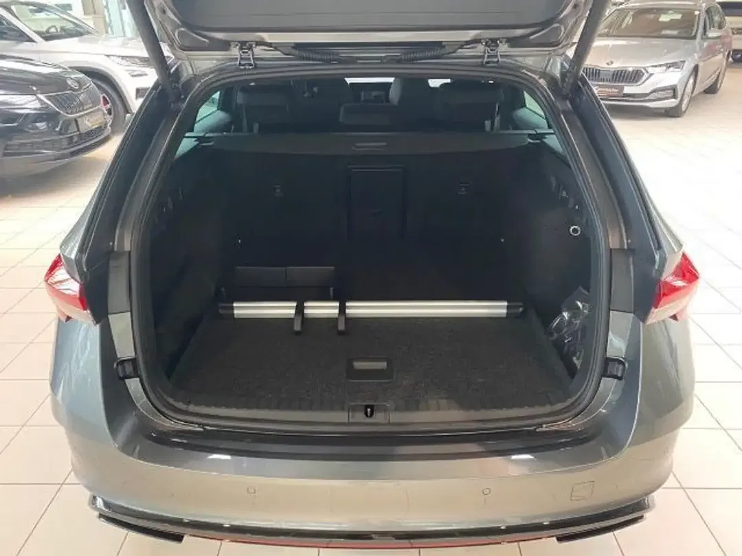 Skoda Octavia - Thumbnail 6