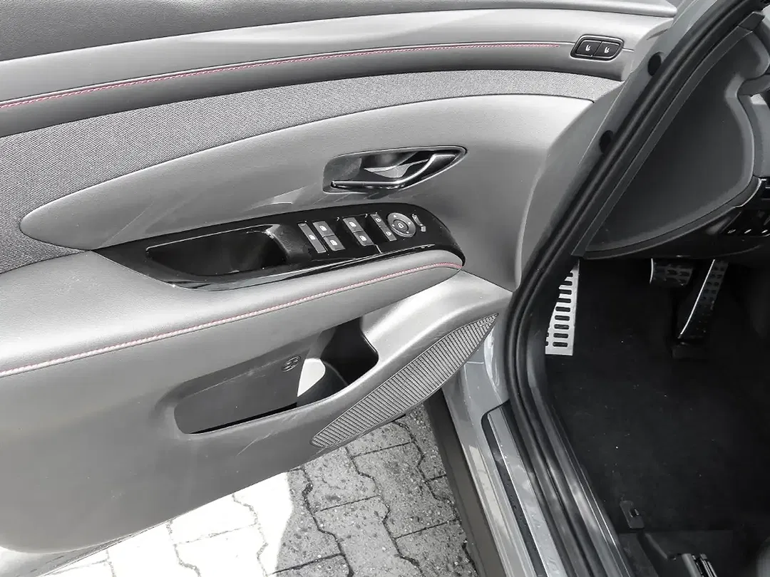 Hyundai TUCSON - Thumbnail 13