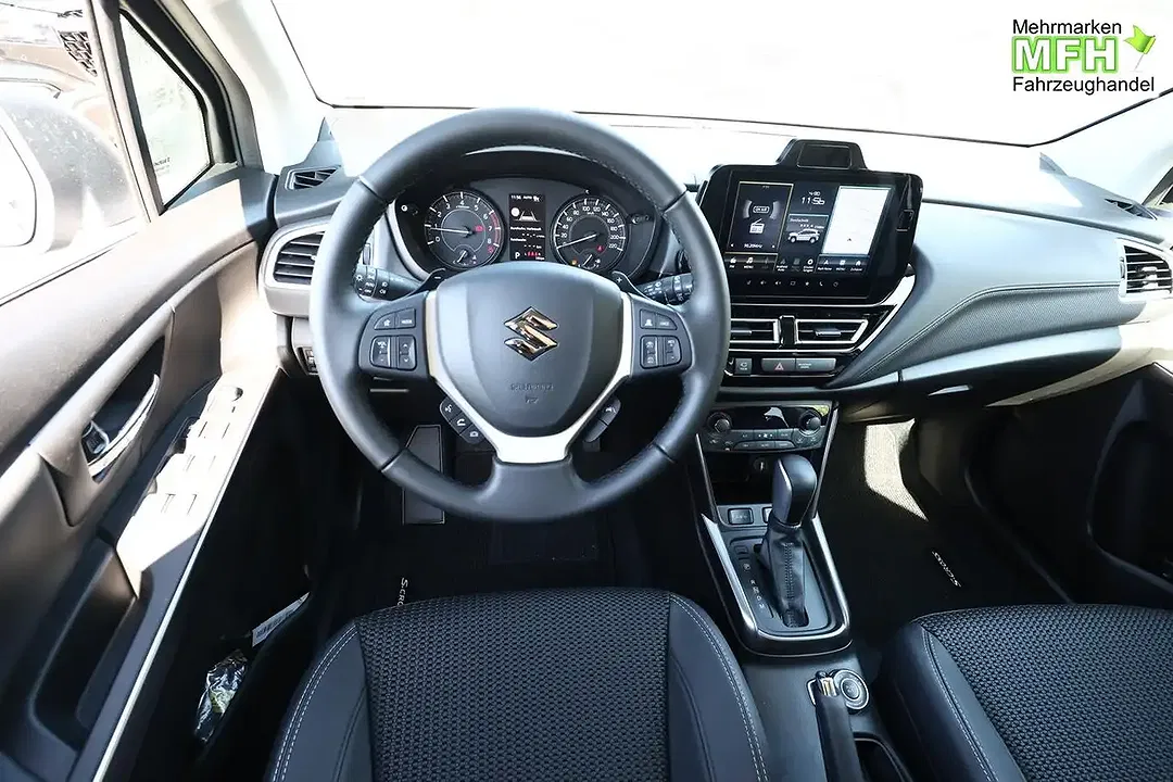 Suzuki S-Cross - Thumbnail 6