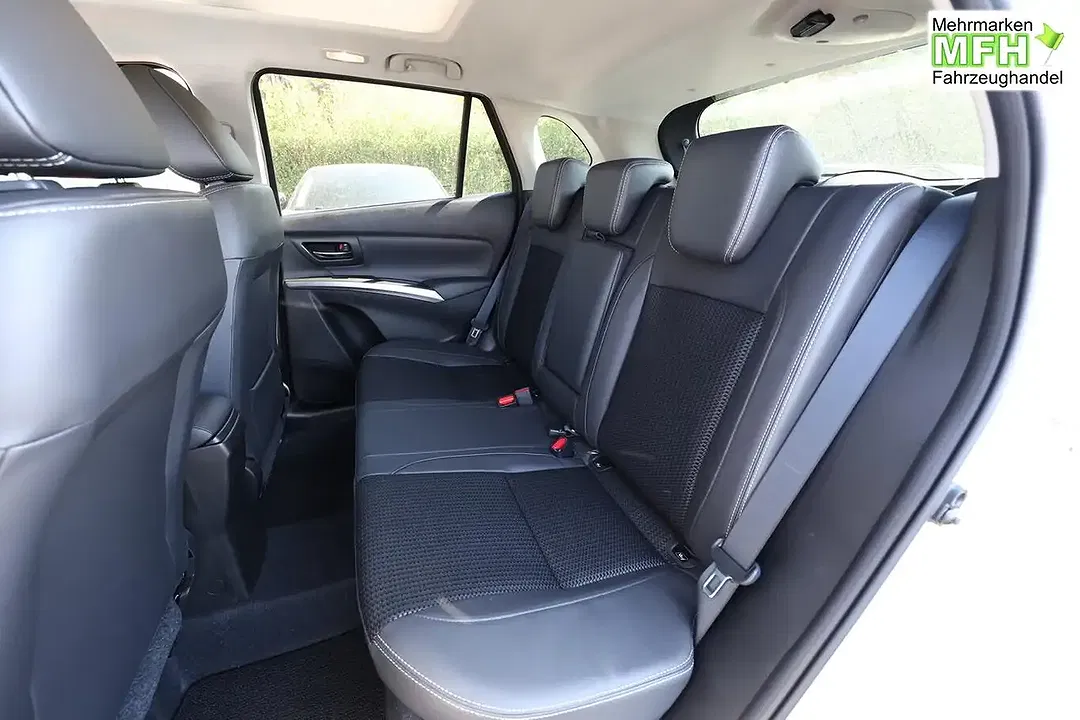 Suzuki S-Cross - Thumbnail 9