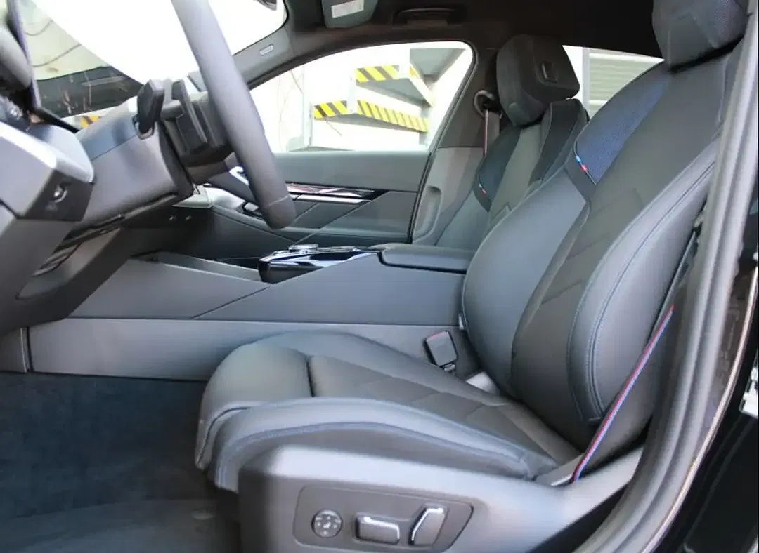 BMW 520 - Thumbnail 7