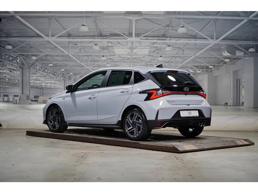 Hyundai i20 - Thumbnail 2