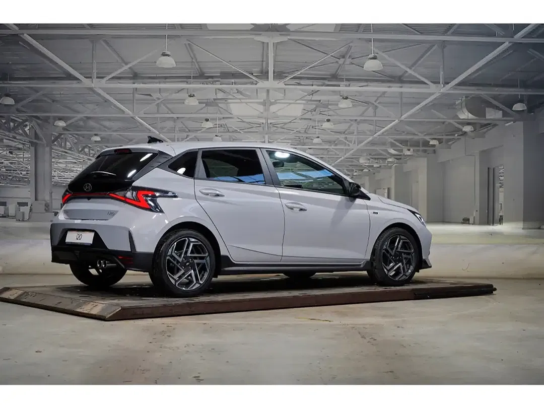 Hyundai i20 - Thumbnail 3