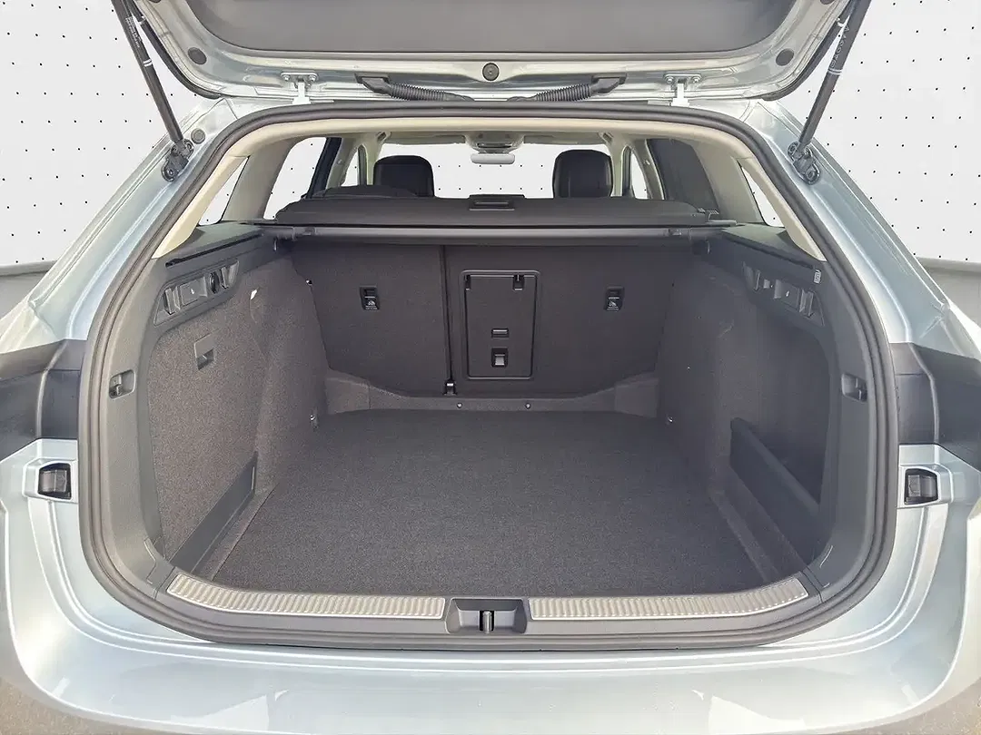 Skoda Superb - Thumbnail 12