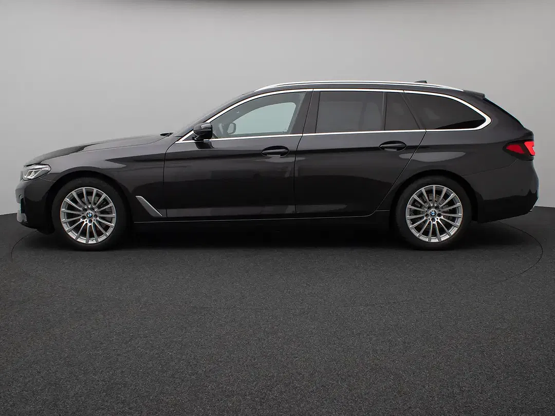 BMW 520 - Thumbnail 10