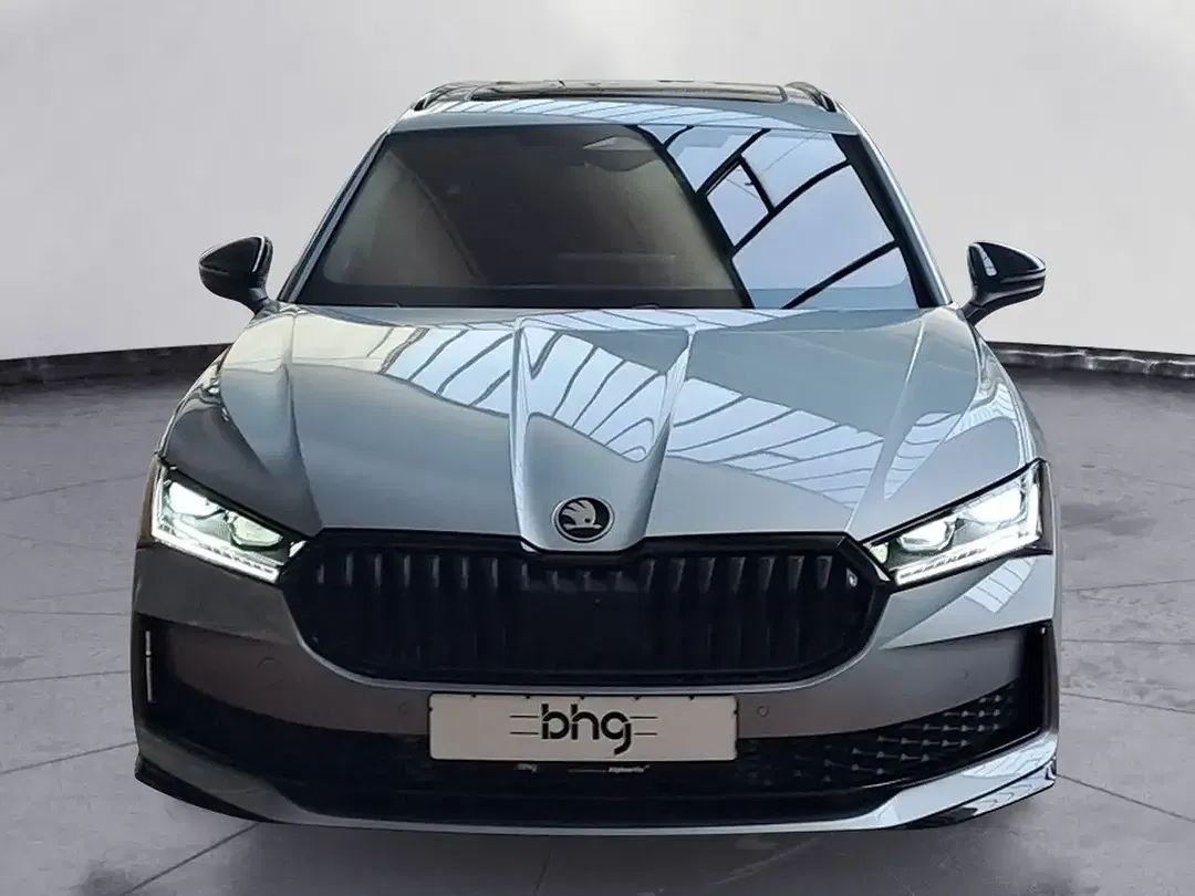 Skoda Superb - Thumbnail 4