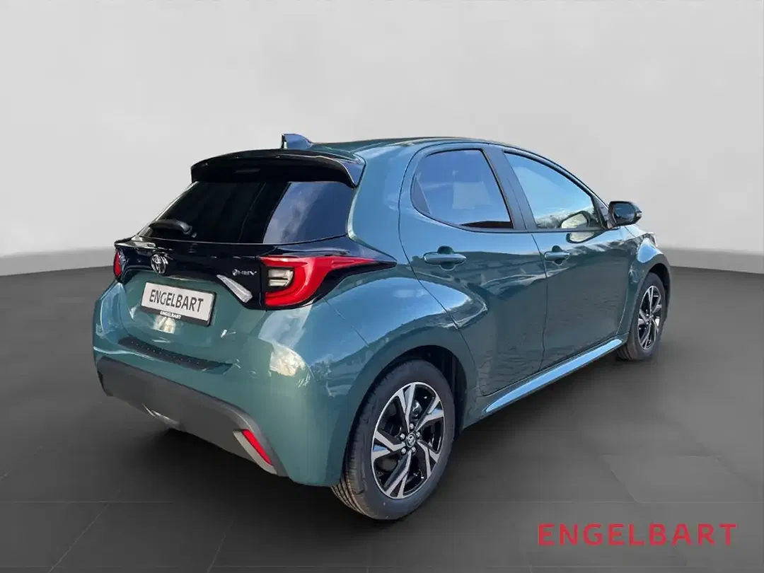Toyota Yaris - Thumbnail 3