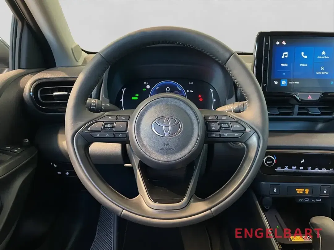 Toyota Yaris - Thumbnail 7