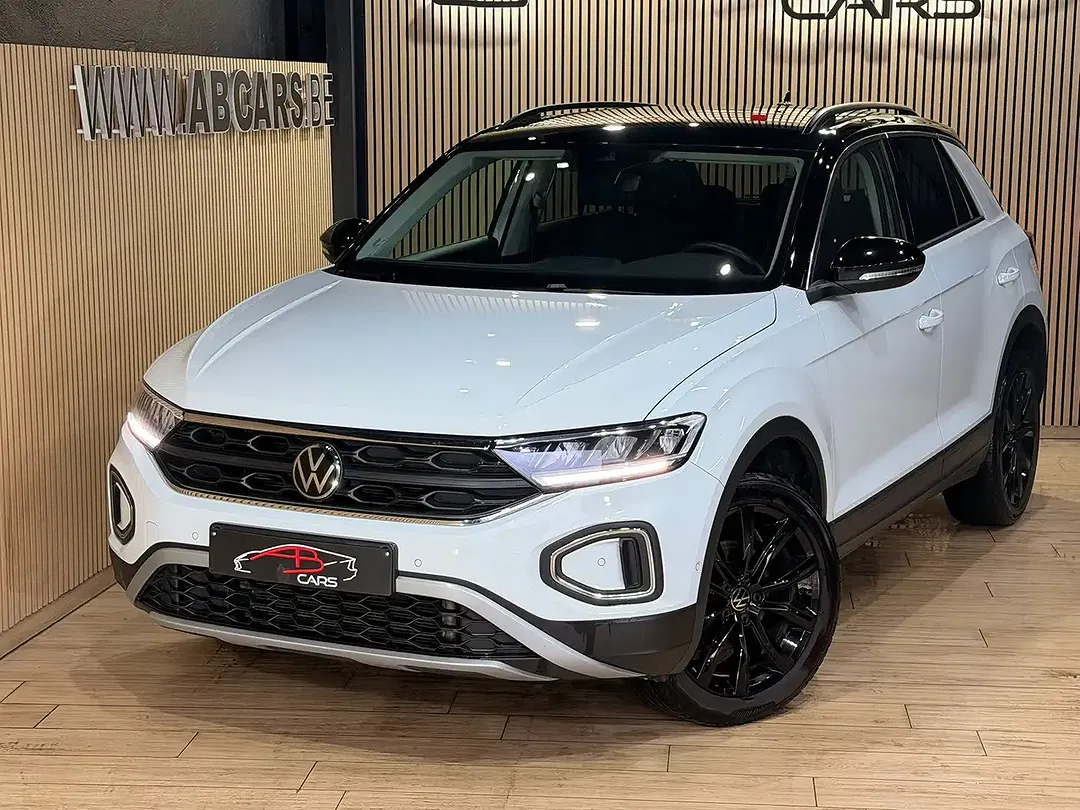 Volkswagen T-Roc - Thumbnail 4