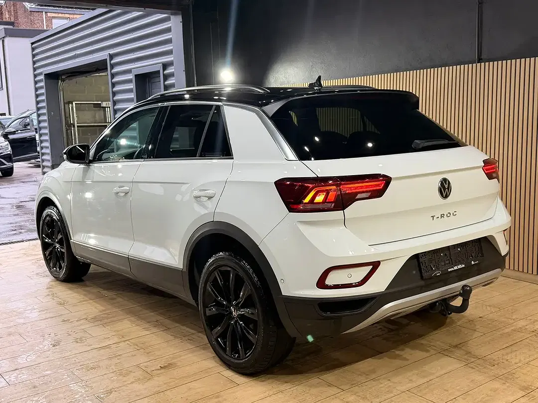 Volkswagen T-Roc - Thumbnail 5