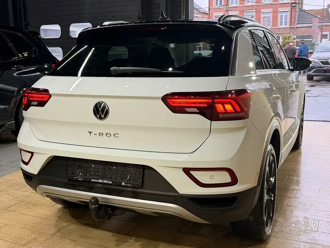 Volkswagen T-Roc - Thumbnail 7