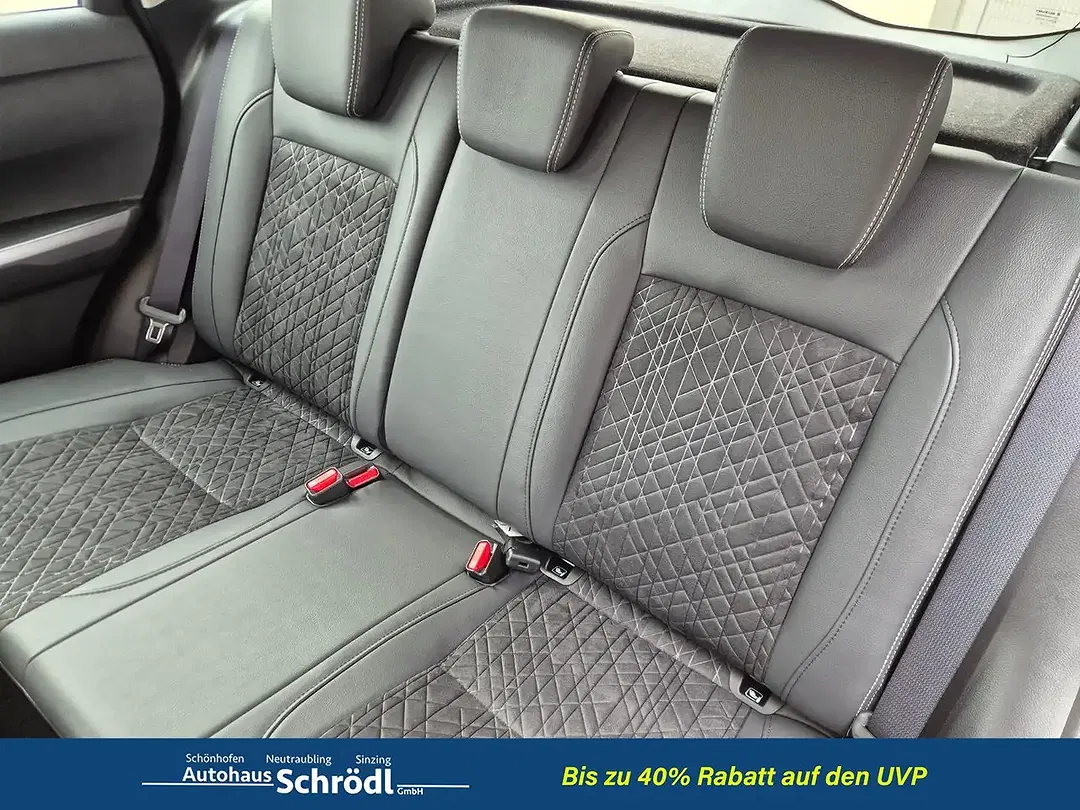 Suzuki Vitara - Thumbnail 13