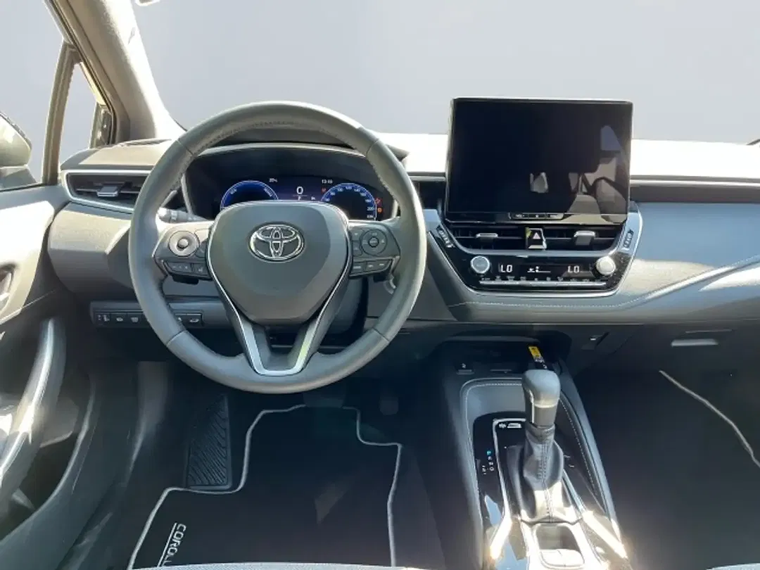Toyota Corolla - Thumbnail 8