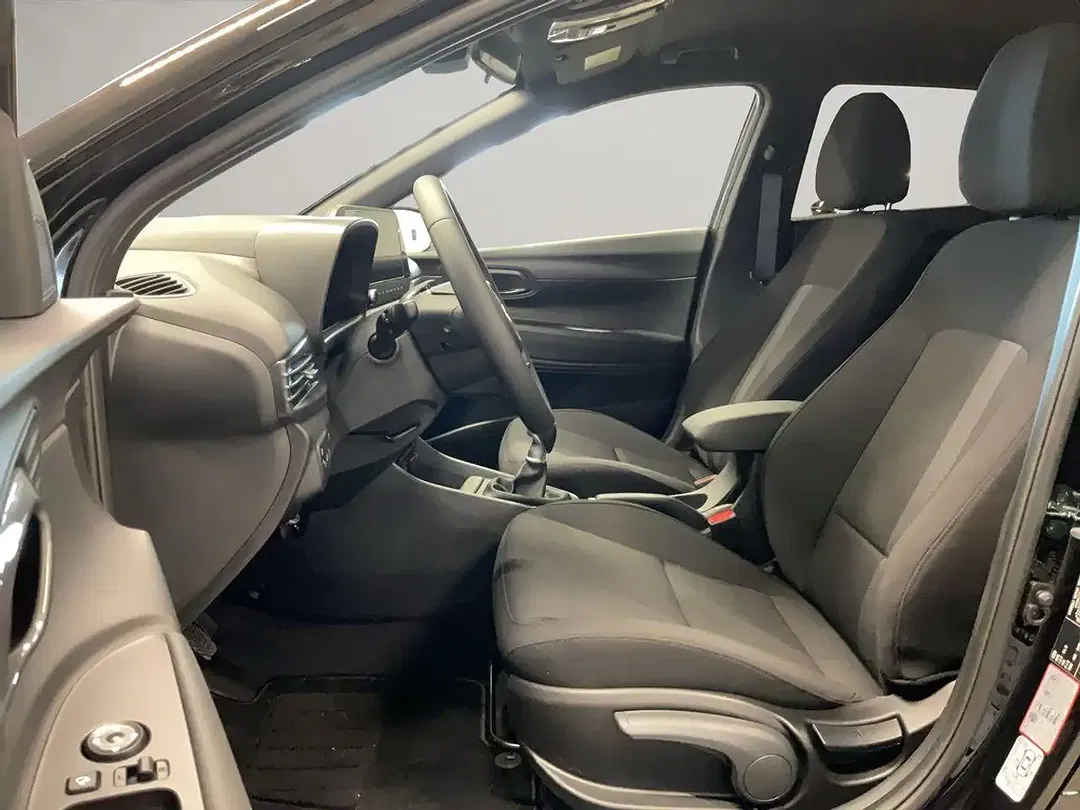 Hyundai i20 - Thumbnail 11