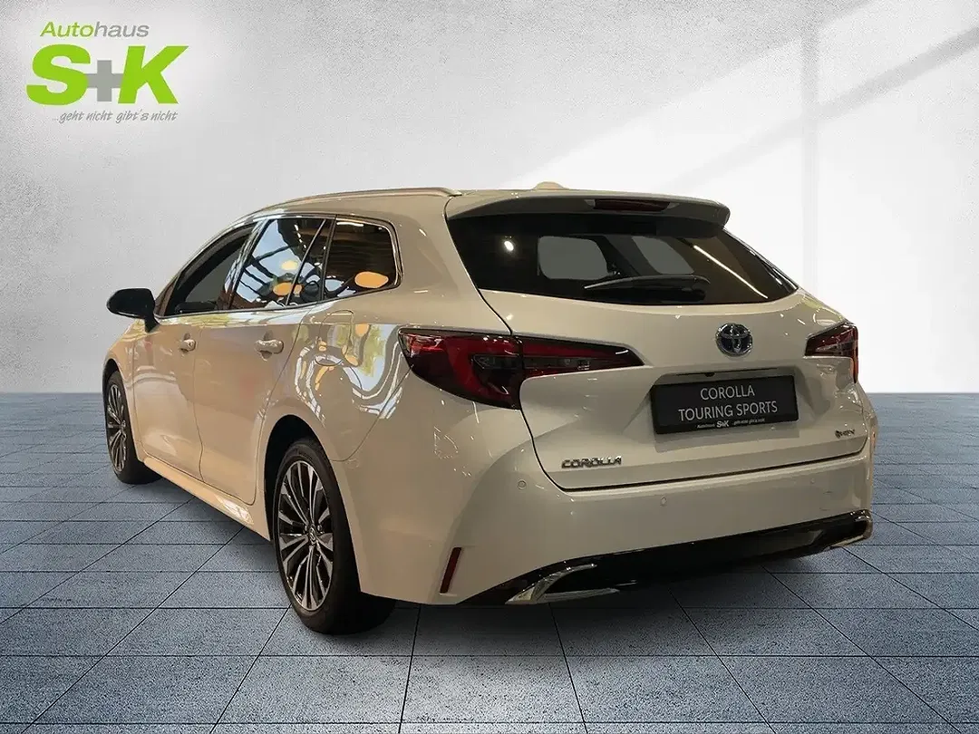 Toyota Corolla - Thumbnail 4