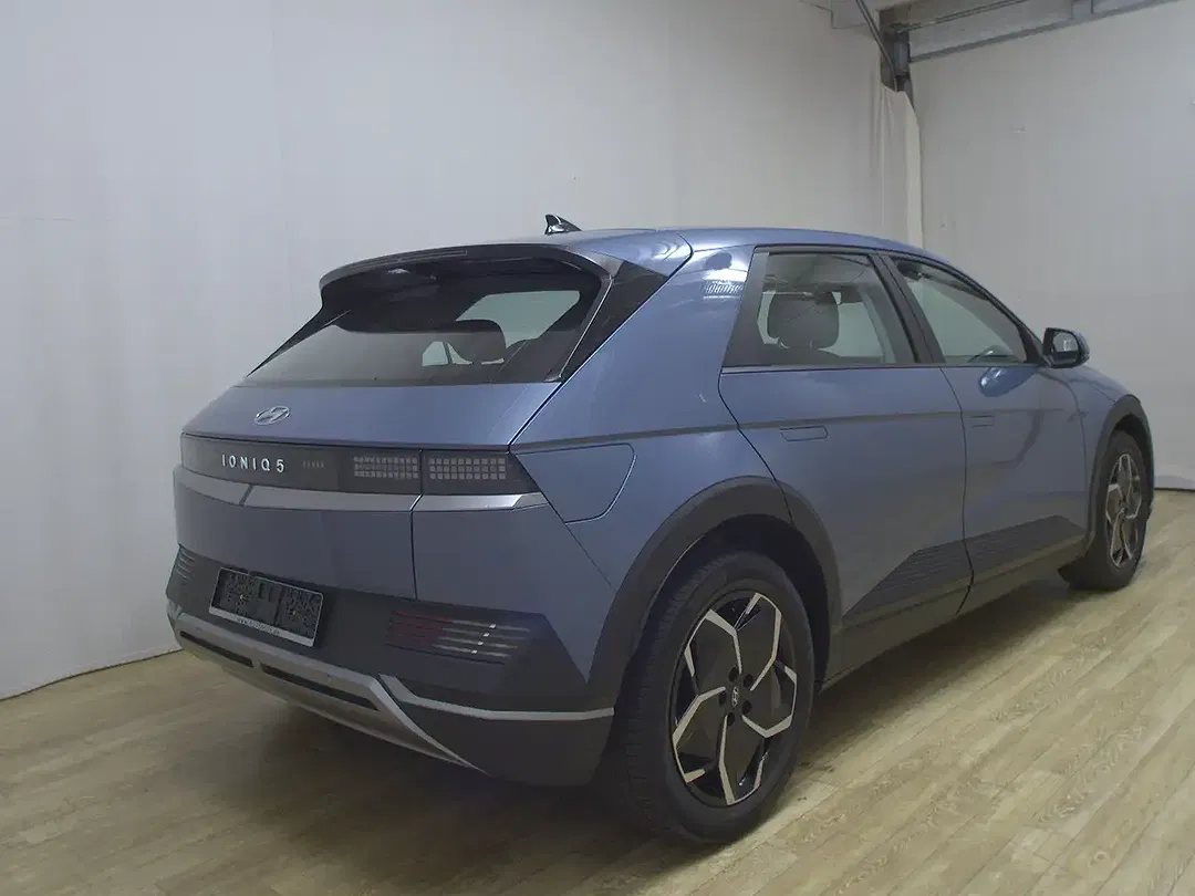 Hyundai IONIQ 5 - Thumbnail 4