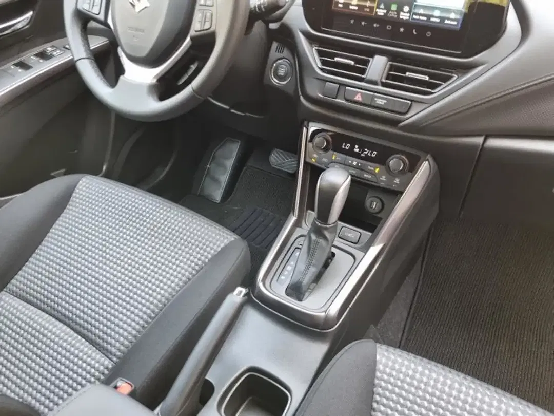 Suzuki S-Cross - Thumbnail 15
