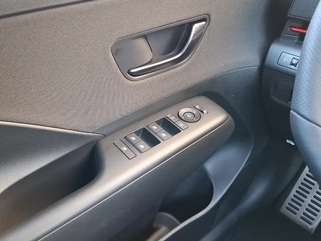 Hyundai KONA - Thumbnail 12