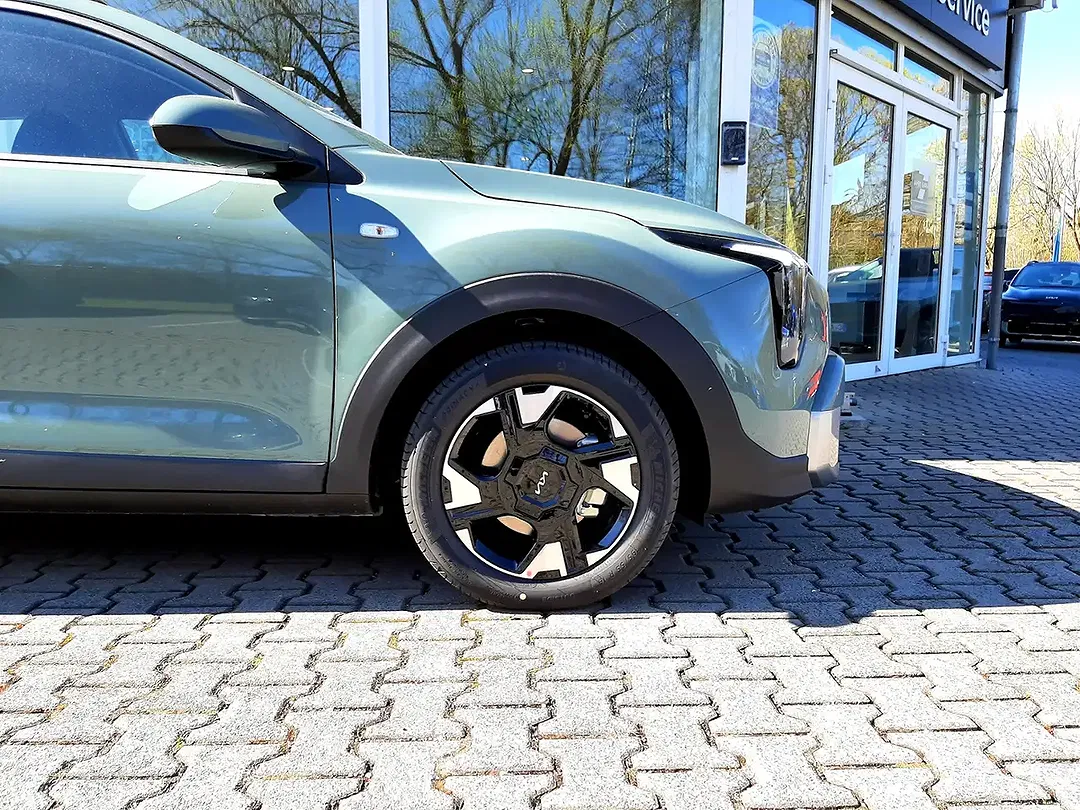 Kia Stonic - Thumbnail 15