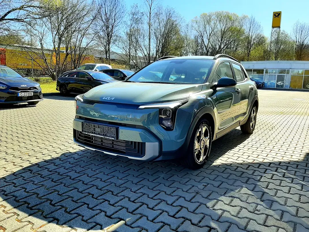 Kia Stonic - Thumbnail 3