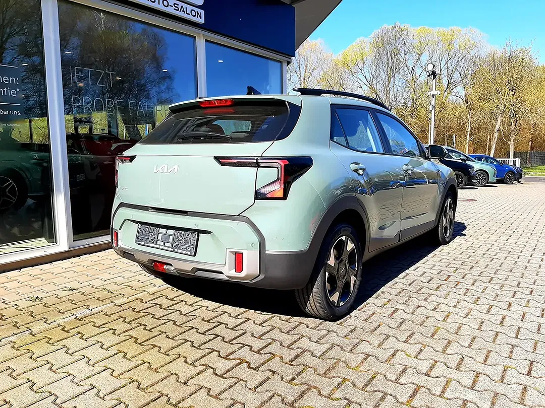 Kia Stonic - Thumbnail 5
