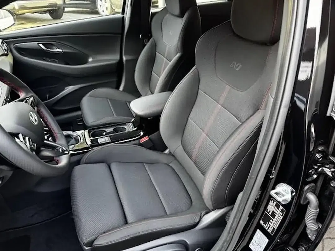 Hyundai i30 - Thumbnail 8