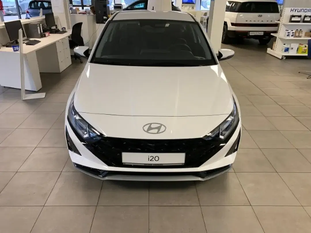 Hyundai i20 - Thumbnail 2