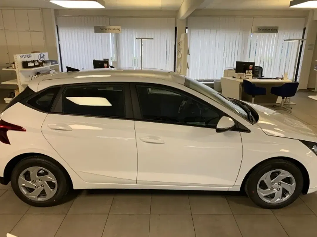 Hyundai i20 - Thumbnail 4