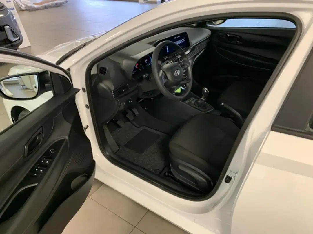 Hyundai i20 - Thumbnail 8