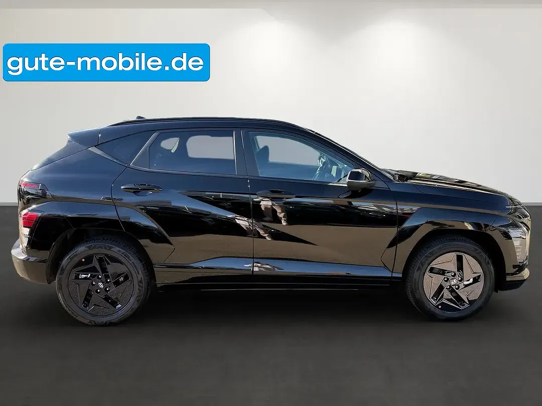Hyundai KONA - Thumbnail 3