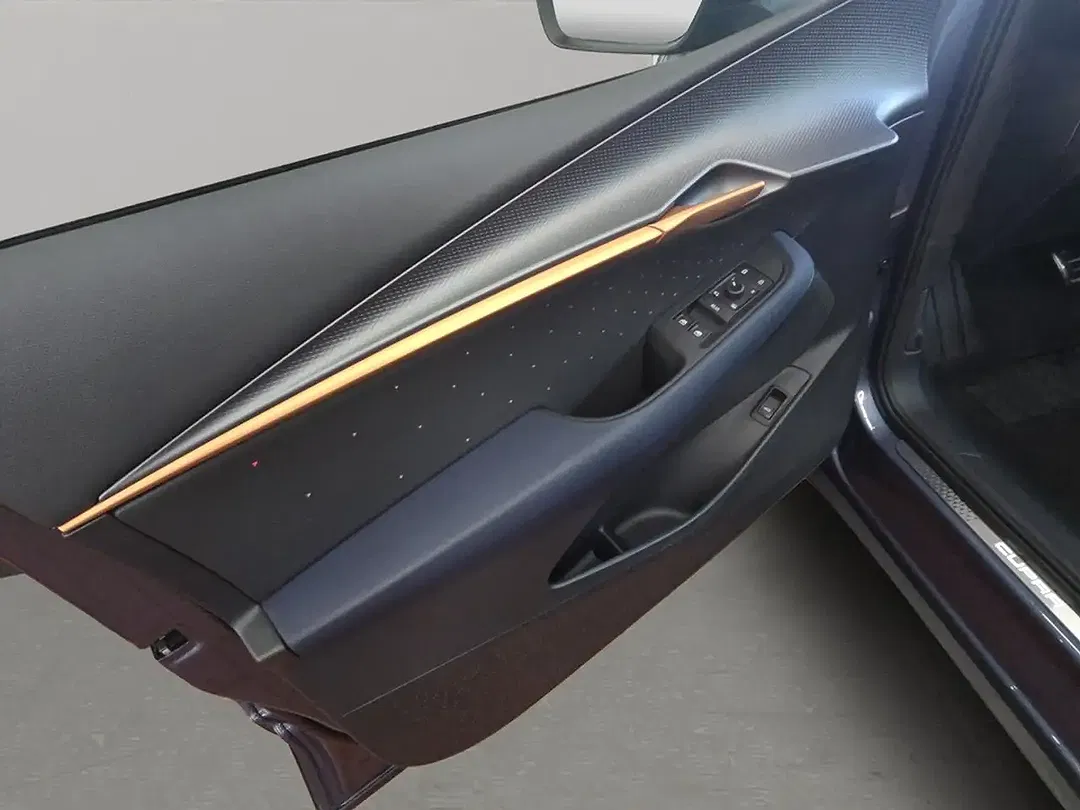 CUPRA Tavascan - Thumbnail 10