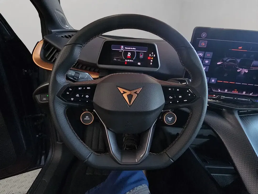 CUPRA Tavascan - Thumbnail 12