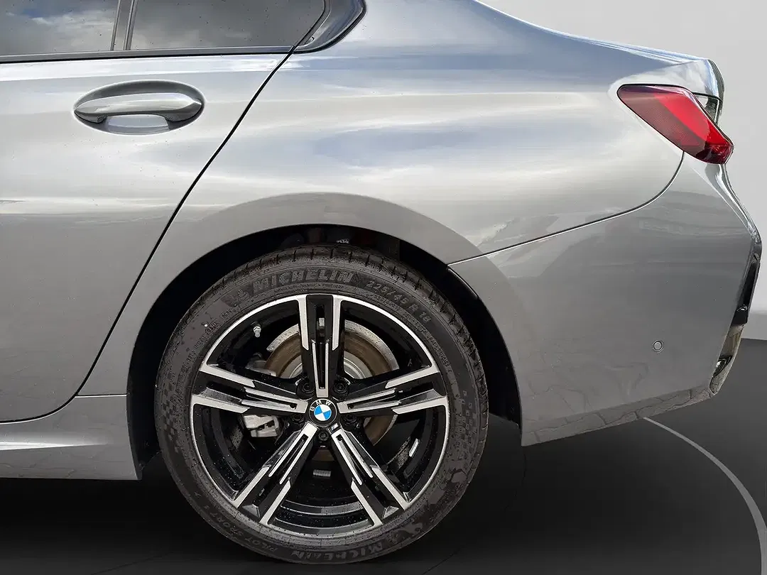 BMW 320 - Thumbnail 12