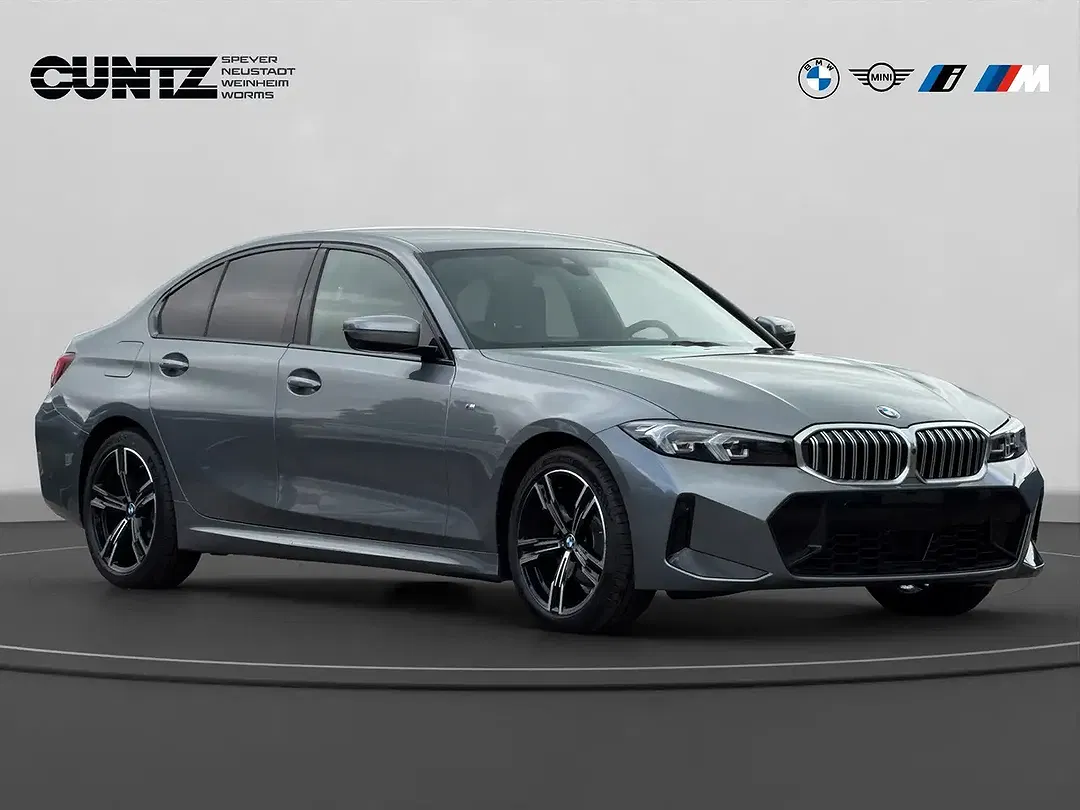 BMW 320 - Thumbnail 3