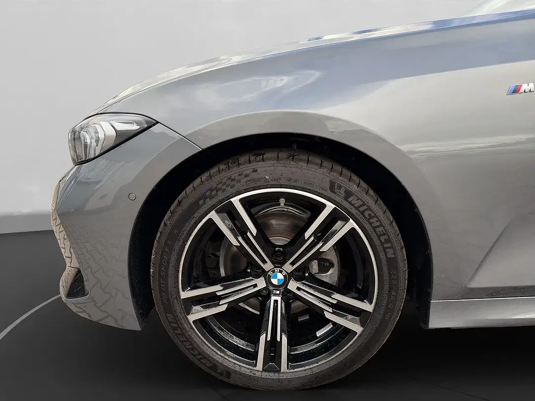 BMW 320 - Thumbnail 9