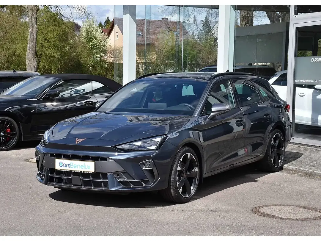CUPRA Leon - Thumbnail 2