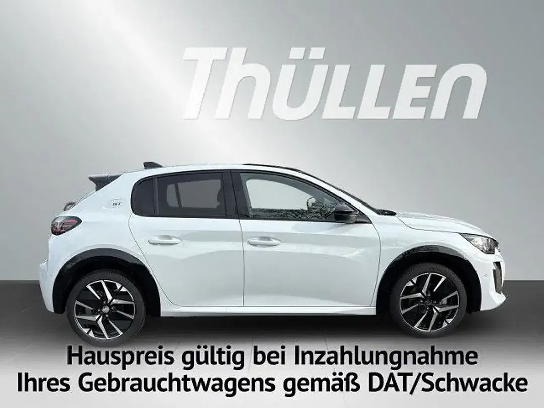 Peugeot 208 - Thumbnail 9
