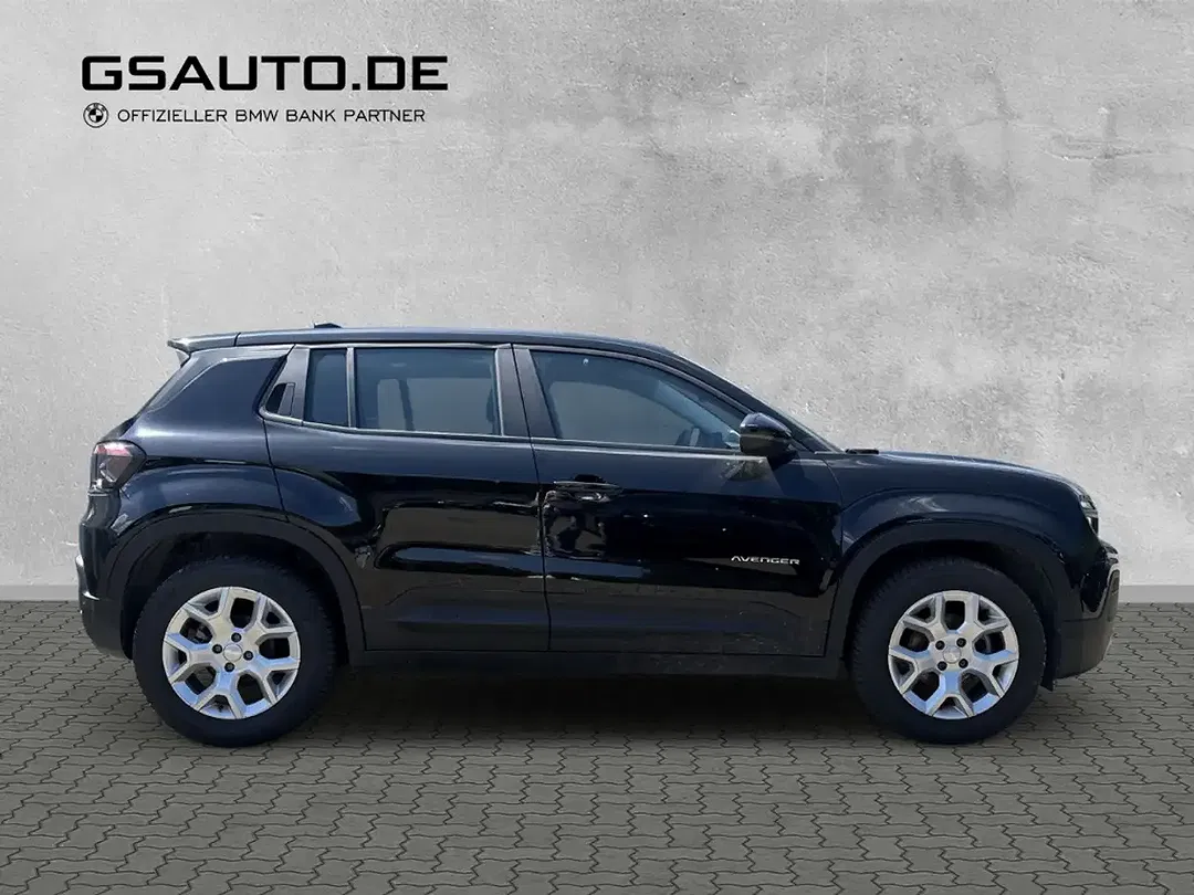Jeep Avenger - Thumbnail 4