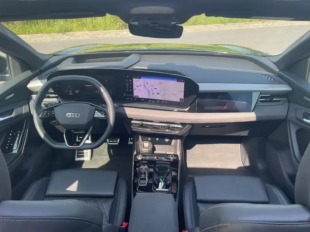 Audi Q6 e-tron - Thumbnail 9